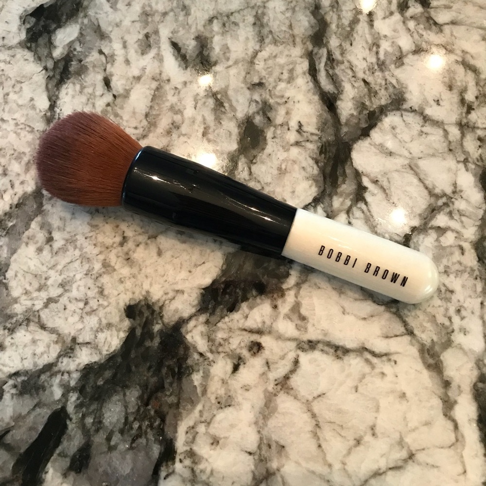 Bobbi Brown full coverage face brush